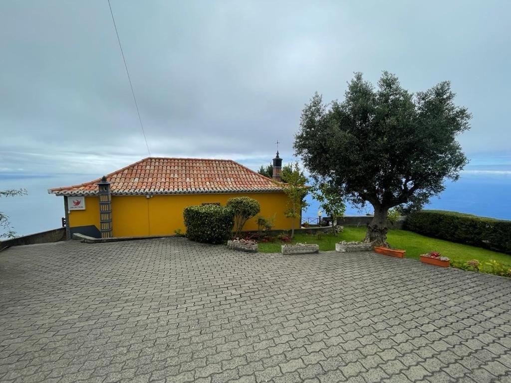 CASA DOS FALCÕES casa rural de construção tradicional Fajã da Ovelha Exterior foto